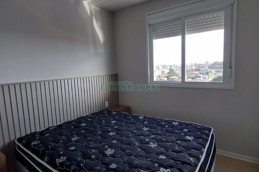 Apartamento com 54m², 2 dormitórios, 1 vaga, no bairro São Pelegrino em Caxias do Sul para Alugar