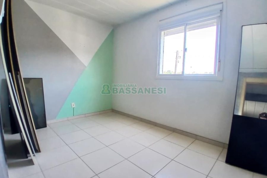 Apto Mobiliado com 56m², 2 dormitórios, 1 vaga, no bairro Esplanada em Caxias do Sul para Alugar