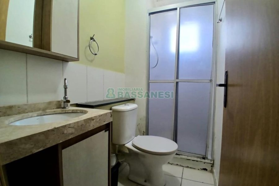 Apto Mobiliado com 56m², 2 dormitórios, 1 vaga, no bairro Esplanada em Caxias do Sul para Alugar