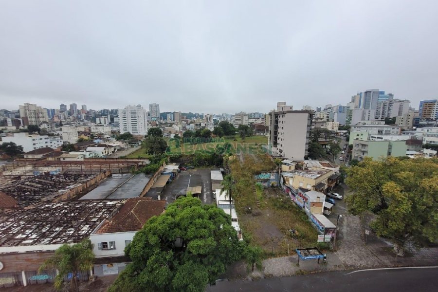 Apartamento com 65m², 2 dormitórios, 2 vagas, no bairro São Pelegrino em Caxias do Sul para Alugar