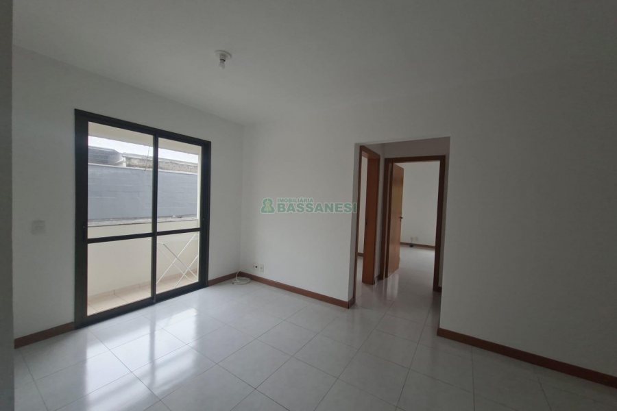 Apartamento com 64m², 2 dormitórios, no bairro São Pelegrino em Caxias do Sul para Alugar