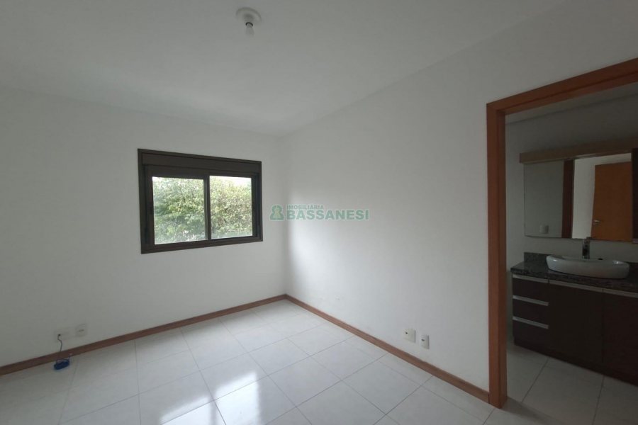 Apartamento com 64m², 2 dormitórios, no bairro São Pelegrino em Caxias do Sul para Alugar