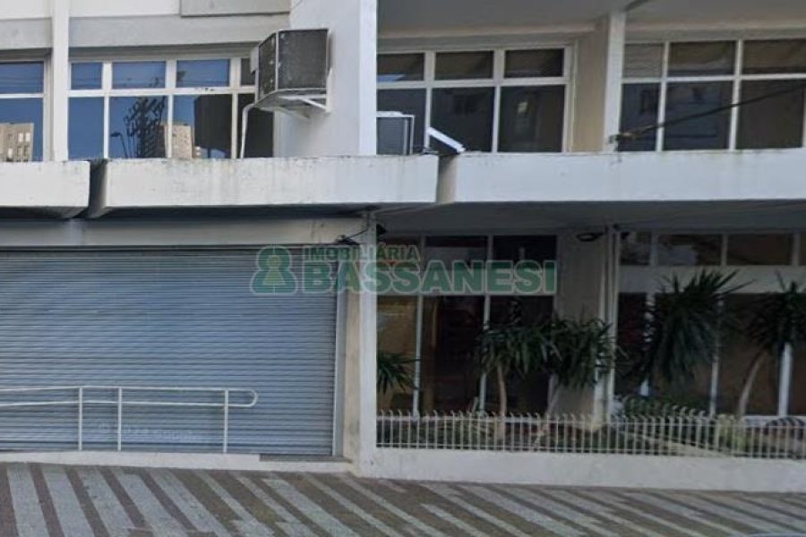 Loja com 1111m², 2 vagas, no bairro Centro em Caxias do Sul para Alugar