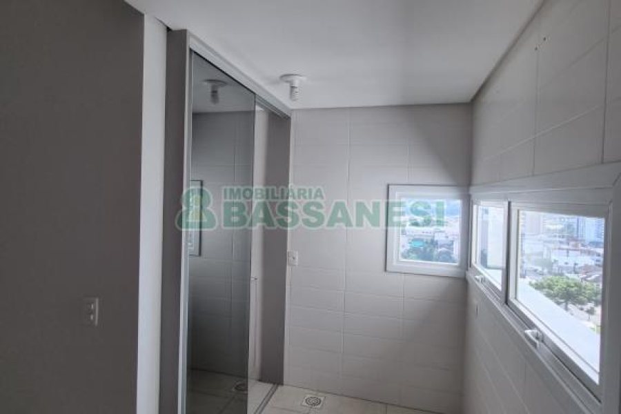 Apartamento com 101m², 3 dormitórios, no bairro Sagrada Família em Caxias do Sul para Comprar