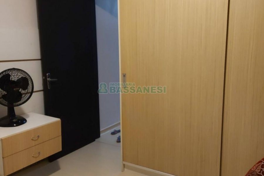 Apto Mobiliado com 130m², 2 dormitórios, 1 vaga, no bairro Pio X em Caxias do Sul para Alugar