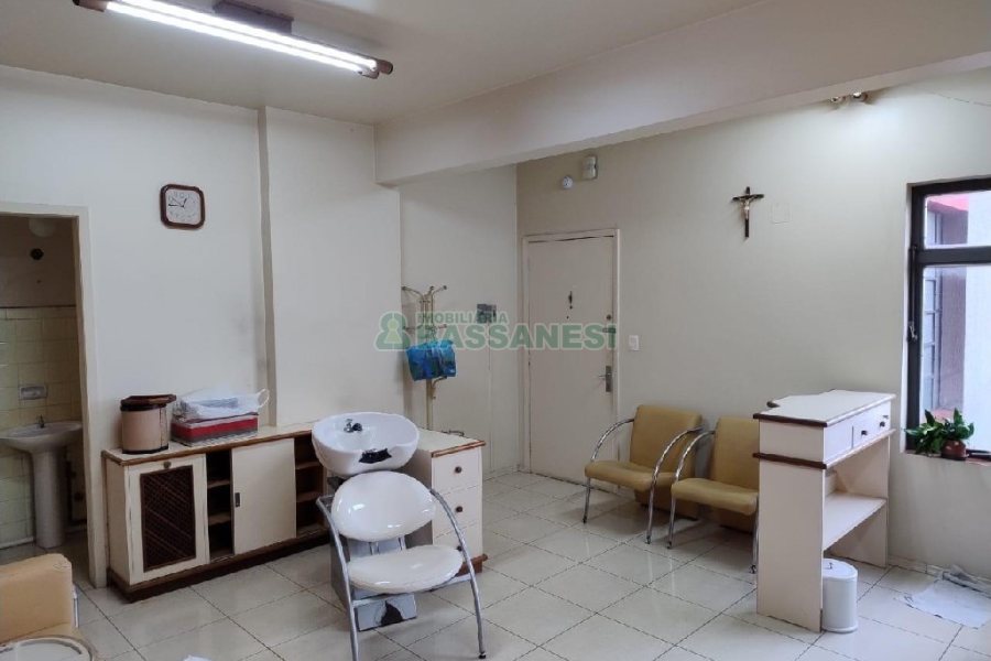 Sala Mobiliada com 50m², no bairro Centro em Caxias do Sul para Alugar