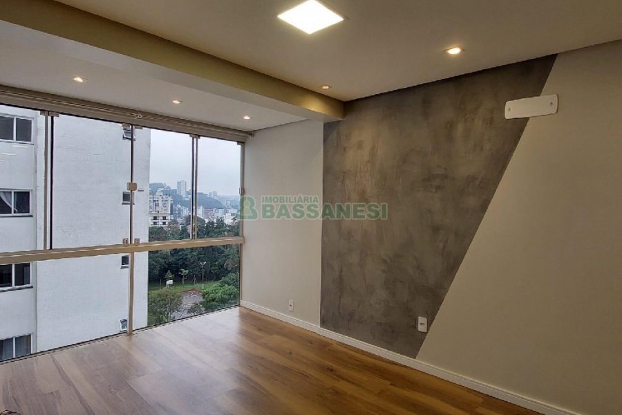 Apartamento com 59m², 2 dormitórios, 2 vagas, no bairro Bela Vista em Caxias do Sul para Comprar