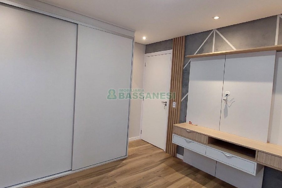 Apartamento com 59m², 2 dormitórios, 2 vagas, no bairro Bela Vista em Caxias do Sul para Comprar
