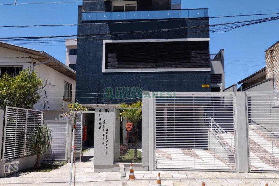 Apartamento com 106m², 2 dormitórios, 1 vaga, no bairro Nossa Senhora de Lourdes em Caxias do Sul para Comprar