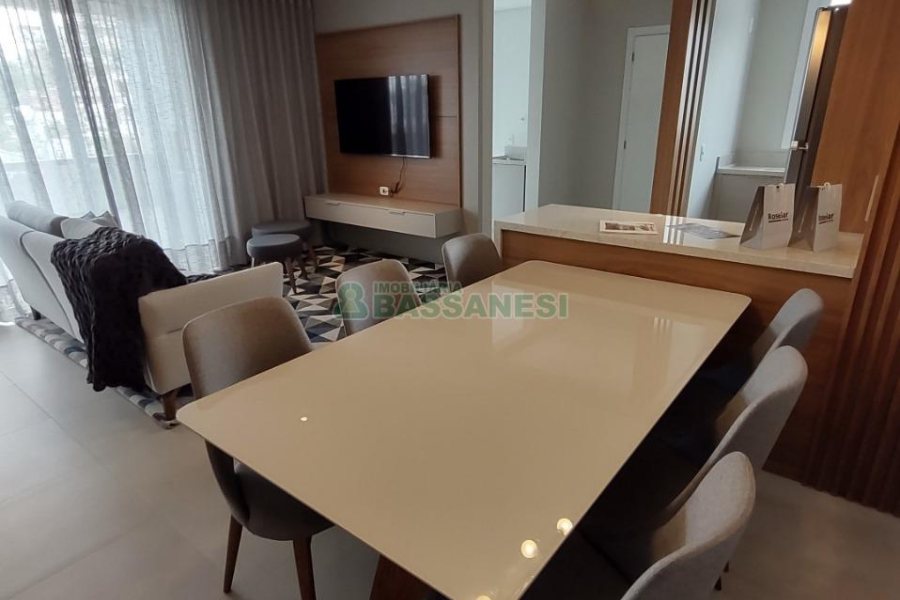 Apartamento com 106m², 2 dormitórios, 1 vaga, no bairro Nossa Senhora de Lourdes em Caxias do Sul para Comprar