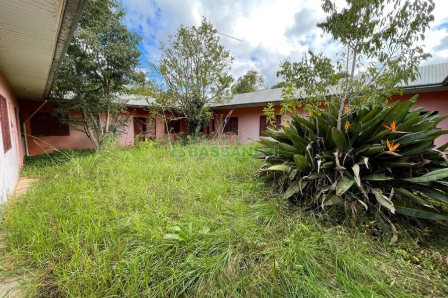 Chácara com 350m², no bairro Fazenda Souza em Caxias do Sul para Comprar