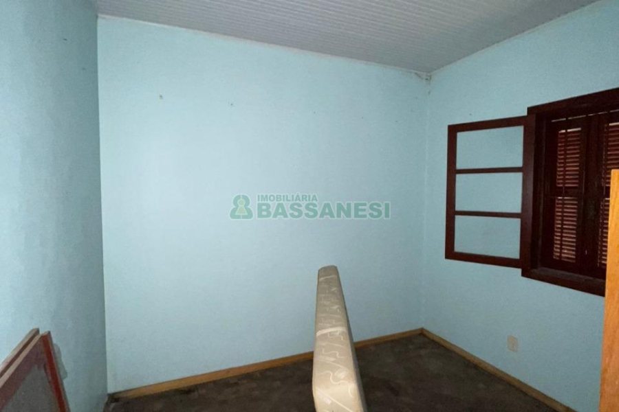 Chácara com 350m², no bairro Fazenda Souza em Caxias do Sul para Comprar