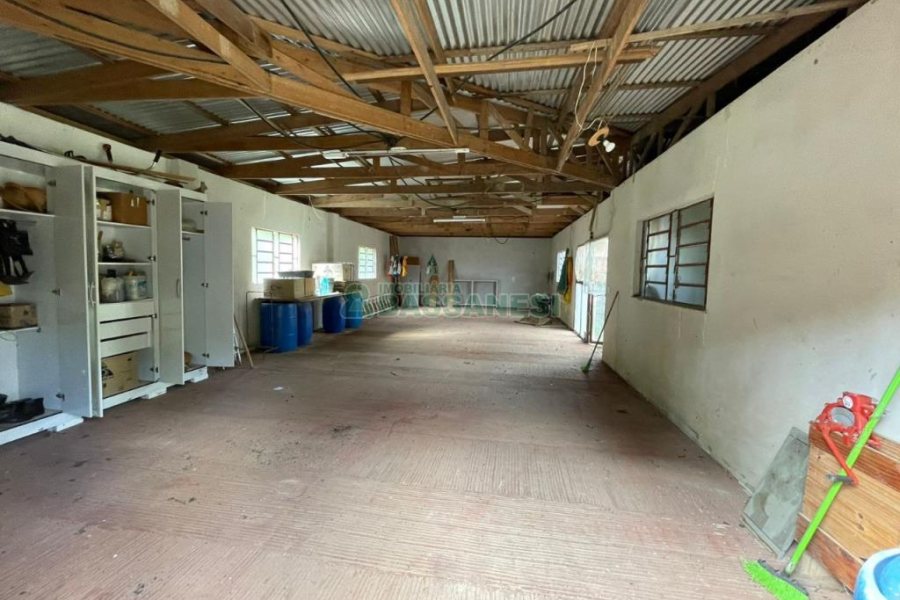 Chácara com 350m², no bairro Fazenda Souza em Caxias do Sul para Comprar