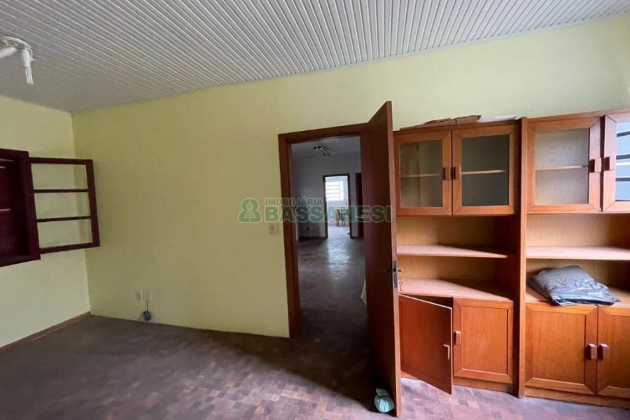 Chácara com 350m², no bairro Fazenda Souza em Caxias do Sul para Comprar
