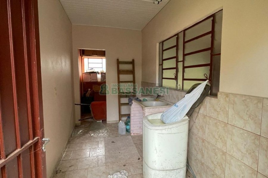 Chácara com 350m², no bairro Fazenda Souza em Caxias do Sul para Comprar