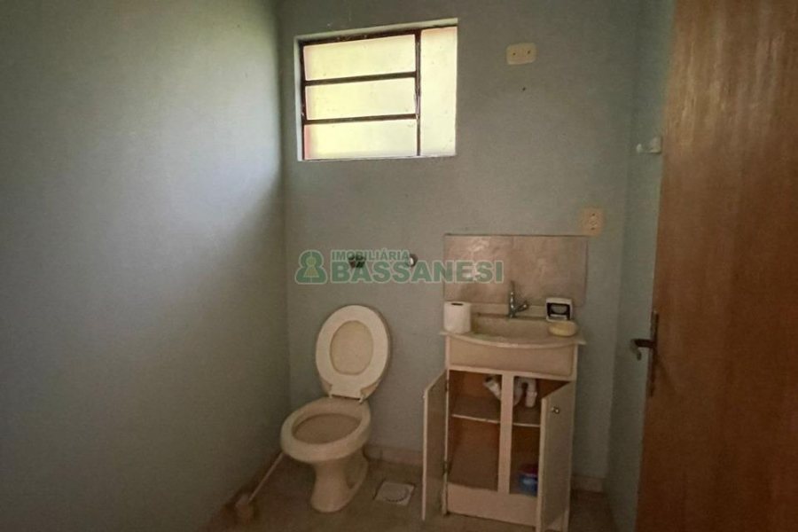 Chácara com 350m², no bairro Fazenda Souza em Caxias do Sul para Comprar