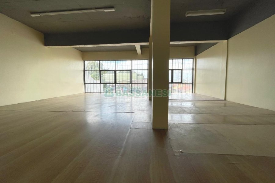 Loja com 140m², no bairro Bela Vista em Caxias do Sul para Alugar