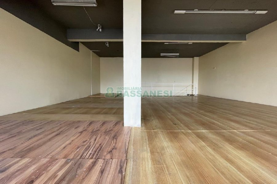 Loja com 140m², no bairro Bela Vista em Caxias do Sul para Alugar