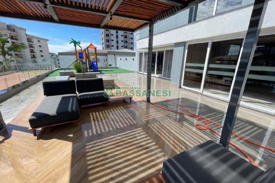 Apartamento com 51m², 1 dormitório, 1 vaga, no bairro Santa Catarina em Caxias do Sul para Comprar