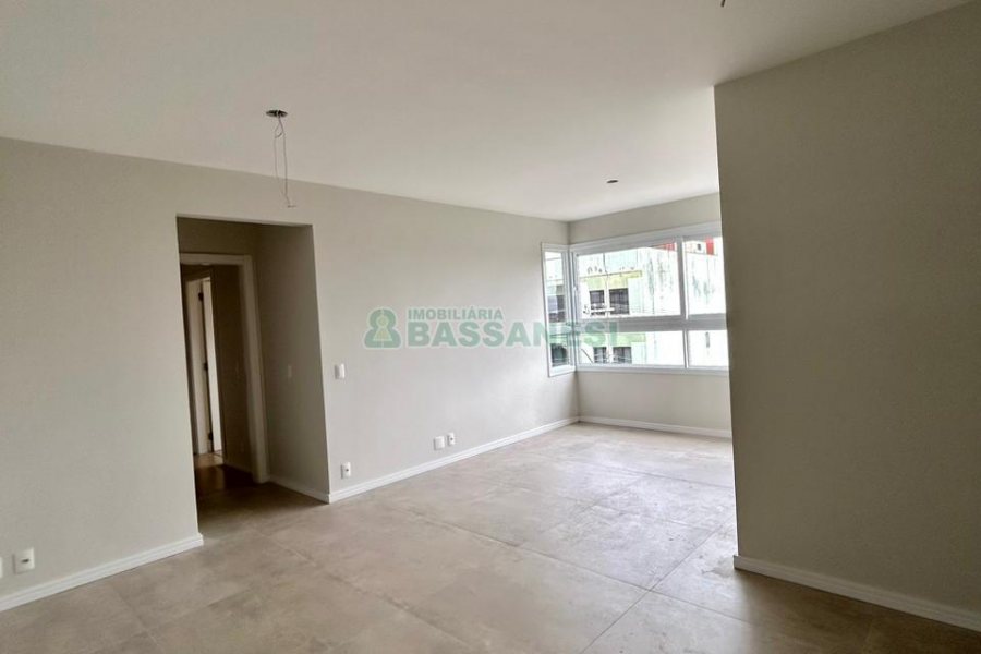 Apartamento com 100m², 3 dormitórios, 2 vagas, no bairro Panazzolo em Caxias do Sul para Comprar