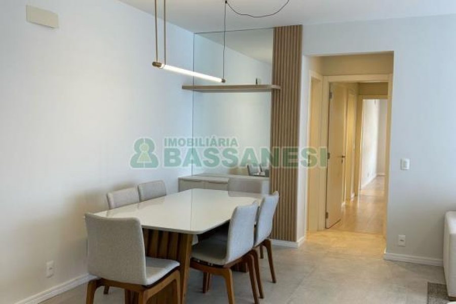 Apartamento com 100m², 3 dormitórios, 2 vagas, no bairro Panazzolo em Caxias do Sul para Comprar