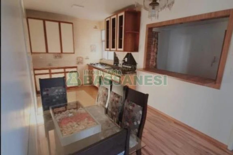 Apartamento com 41m², 2 dormitórios, no bairro Centro em Caxias do Sul para Comprar