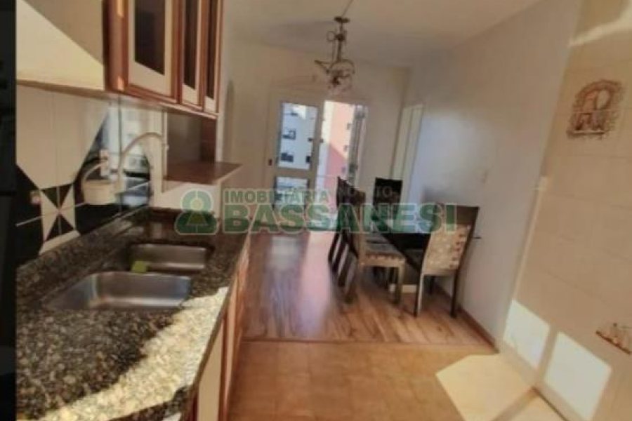 Apartamento com 41m², 2 dormitórios, no bairro Centro em Caxias do Sul para Comprar