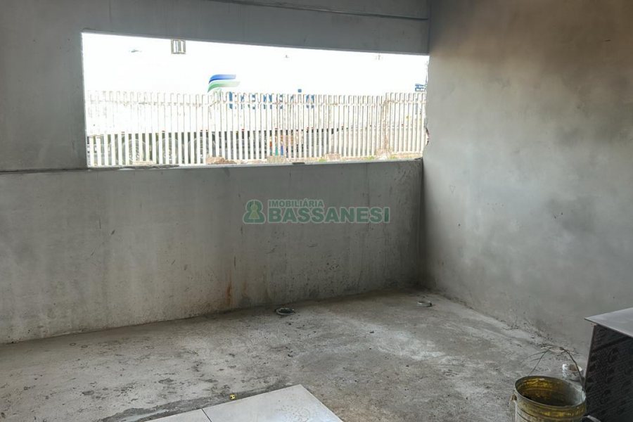 Pavilhão com 1320m², no bairro Forqueta em Caxias do Sul para Alugar