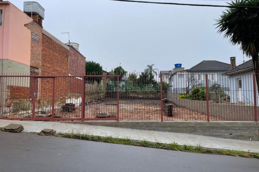 Terreno com 302m², no bairro Rio Branco em Caxias do Sul para Alugar