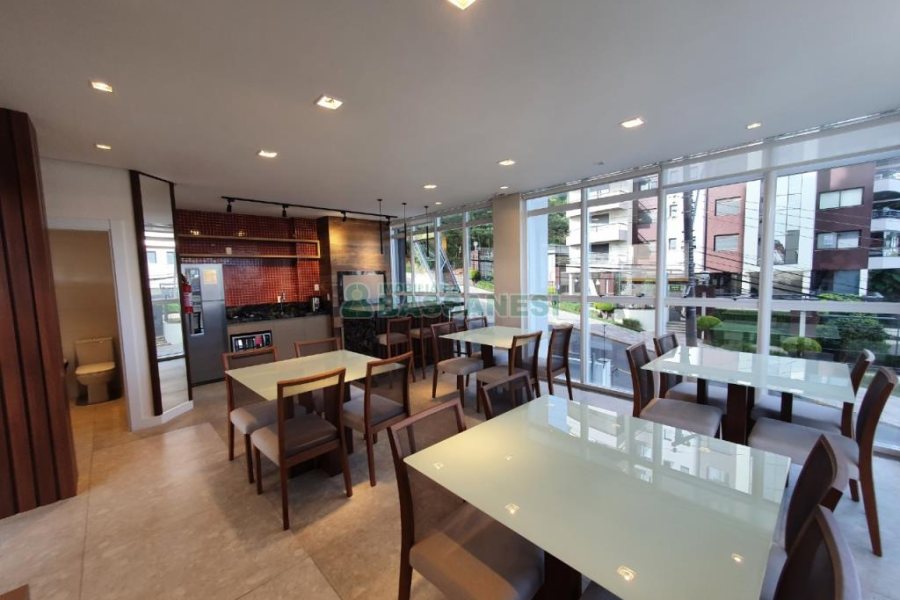 Apartamento com 267m², 2 dormitórios, 3 vagas, no bairro Jardim América em Caxias do Sul para Comprar