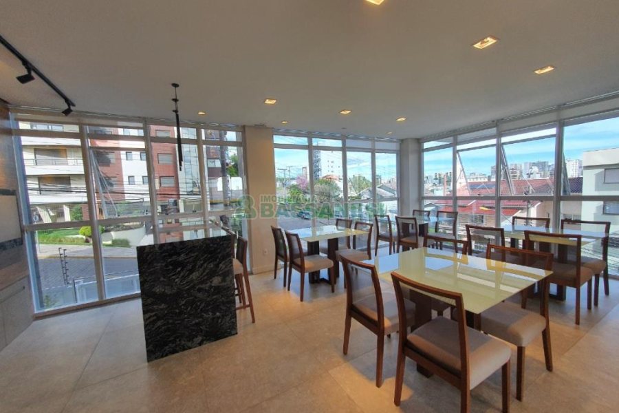 Apartamento com 267m², 2 dormitórios, 3 vagas, no bairro Jardim América em Caxias do Sul para Comprar