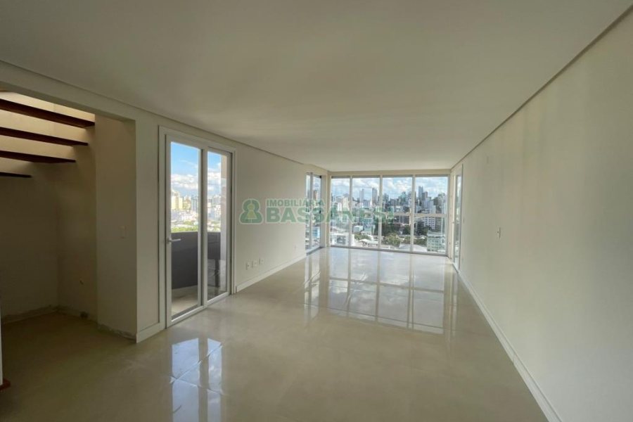 Apartamento com 267m², 2 dormitórios, 3 vagas, no bairro Jardim América em Caxias do Sul para Comprar
