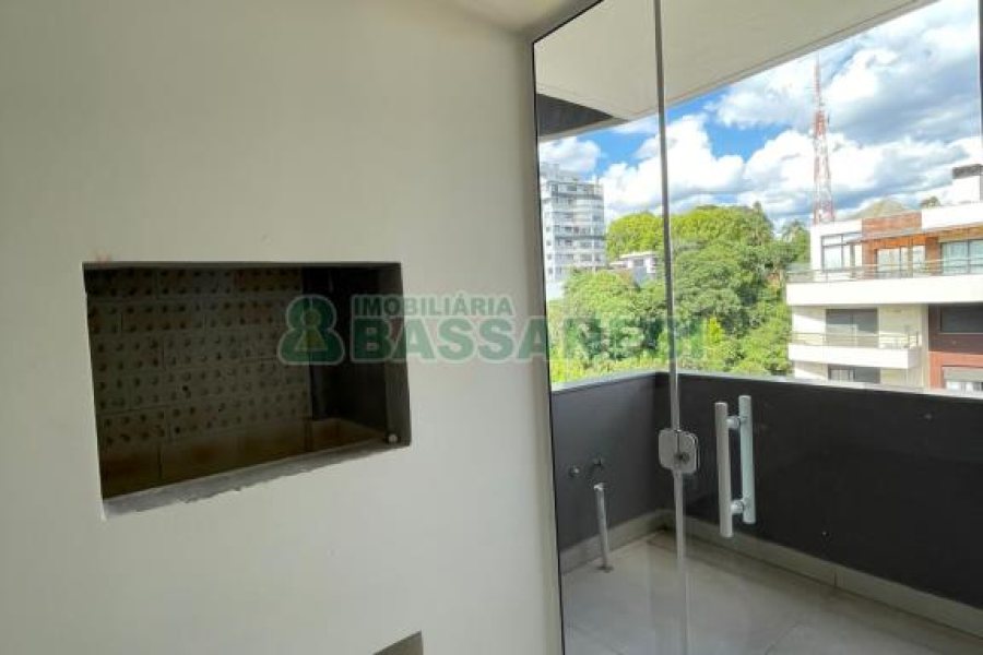 Apartamento com 267m², 2 dormitórios, 3 vagas, no bairro Jardim América em Caxias do Sul para Comprar