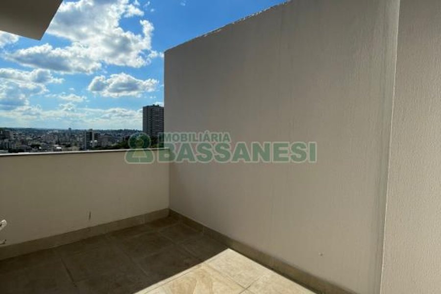Apartamento com 267m², 2 dormitórios, 3 vagas, no bairro Jardim América em Caxias do Sul para Comprar