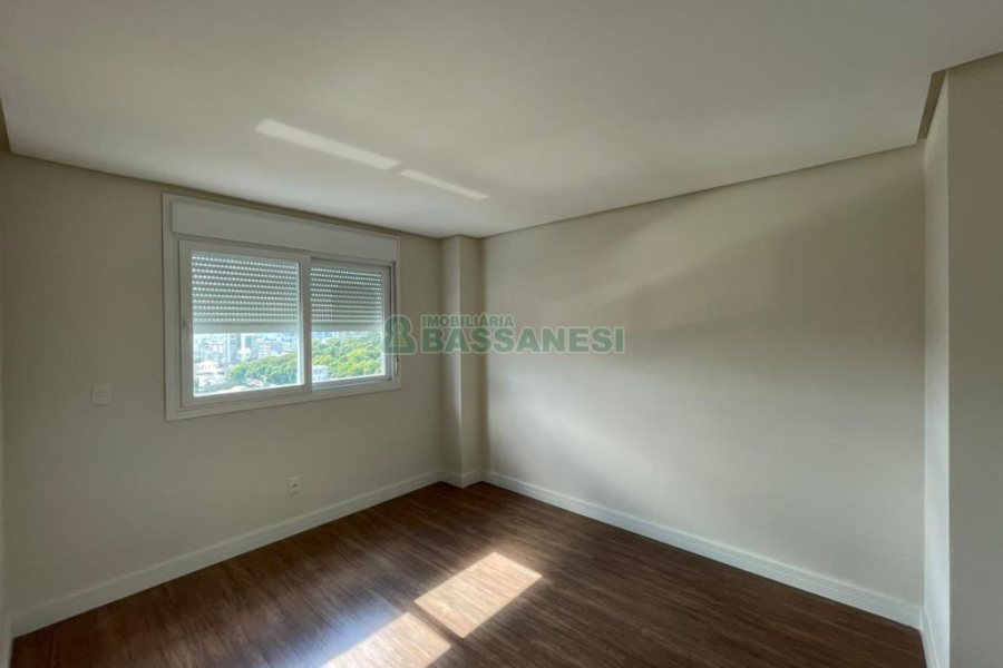 Apartamento com 267m², 2 dormitórios, 3 vagas, no bairro Jardim América em Caxias do Sul para Comprar