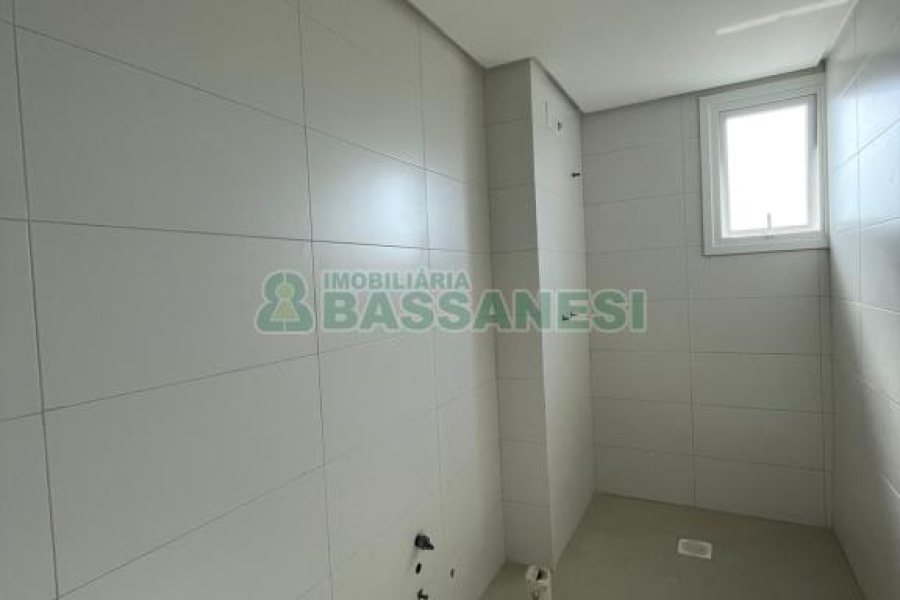 Apartamento com 267m², 2 dormitórios, 3 vagas, no bairro Jardim América em Caxias do Sul para Comprar