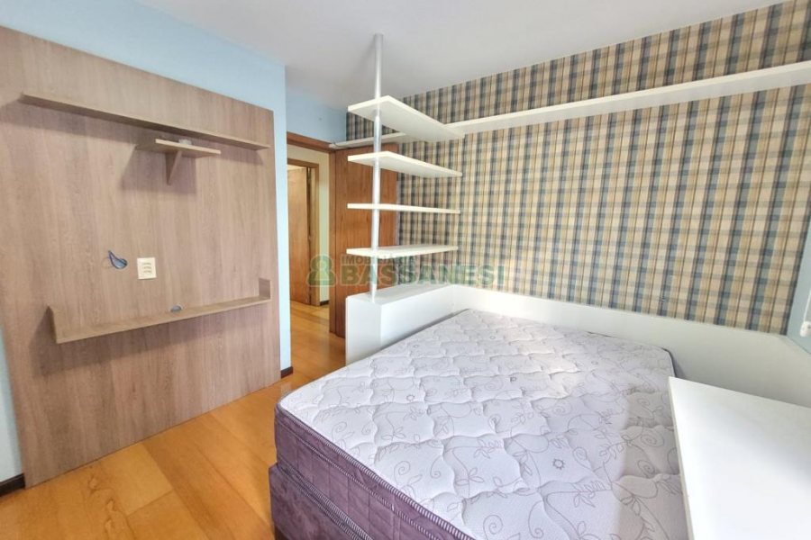 Apto Mobiliado com 80m², 2 dormitórios, 1 vaga, no bairro Centro em Caxias do Sul para Alugar