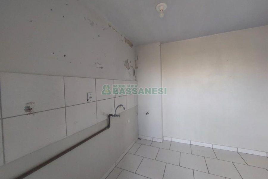 Apartamento com 43m², 2 dormitórios, 1 vaga, no bairro Morada dos Alpes em Caxias do Sul para Comprar