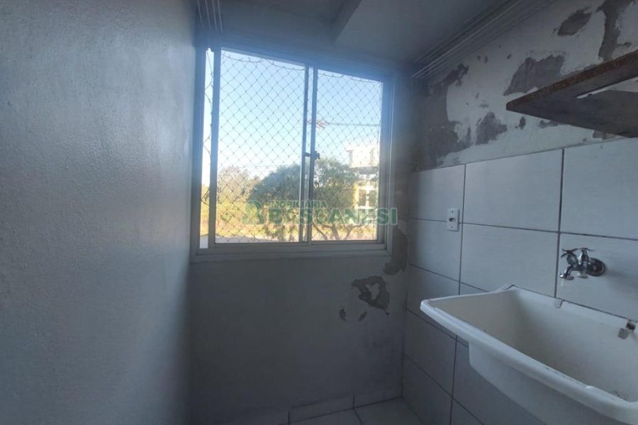 Apartamento com 43m², 2 dormitórios, 1 vaga, no bairro Morada dos Alpes em Caxias do Sul para Comprar