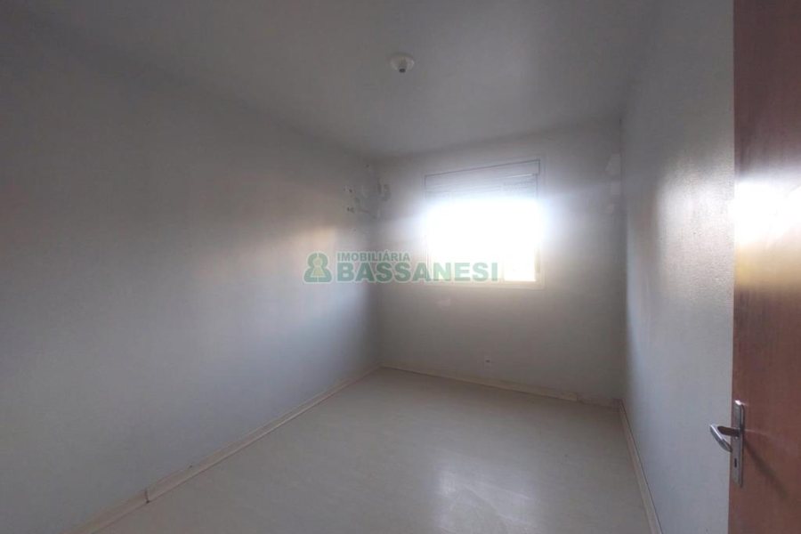 Apartamento com 43m², 2 dormitórios, 1 vaga, no bairro Morada dos Alpes em Caxias do Sul para Comprar