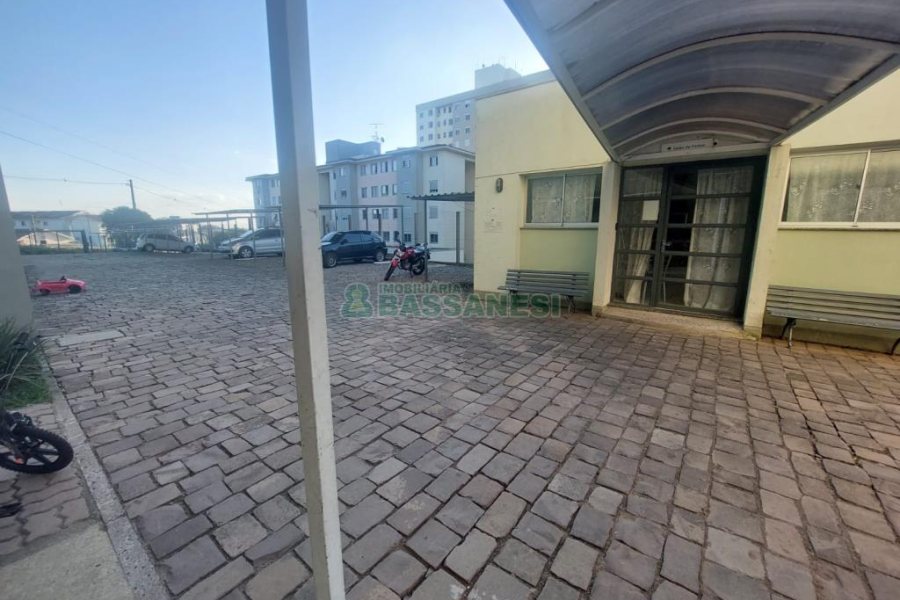 Apartamento com 43m², 2 dormitórios, 1 vaga, no bairro Morada dos Alpes em Caxias do Sul para Comprar
