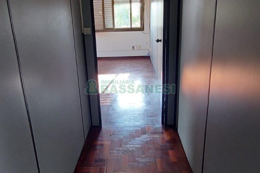 Sala com 185m², 1 vaga, no bairro Jardim América em Caxias do Sul para Alugar