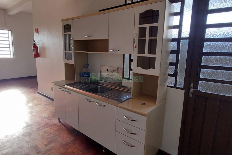 Sala com 185m², 1 vaga, no bairro Jardim América em Caxias do Sul para Alugar