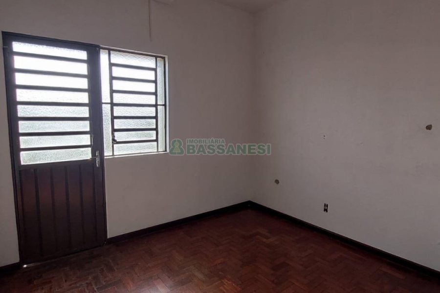 Sala com 185m², 1 vaga, no bairro Jardim América em Caxias do Sul para Alugar