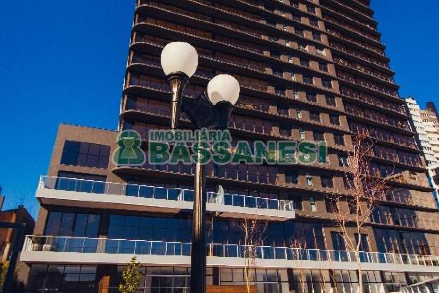 Apartamento com 178m², 2 dormitórios, 3 vagas, no bairro Centro em Caxias do Sul para Comprar