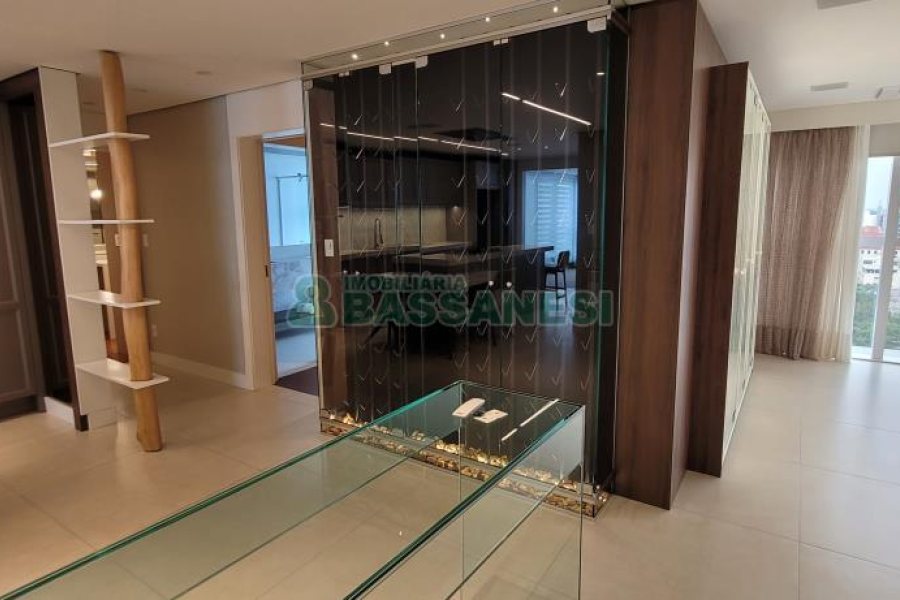 Apartamento com 178m², 2 dormitórios, 3 vagas, no bairro Centro em Caxias do Sul para Comprar