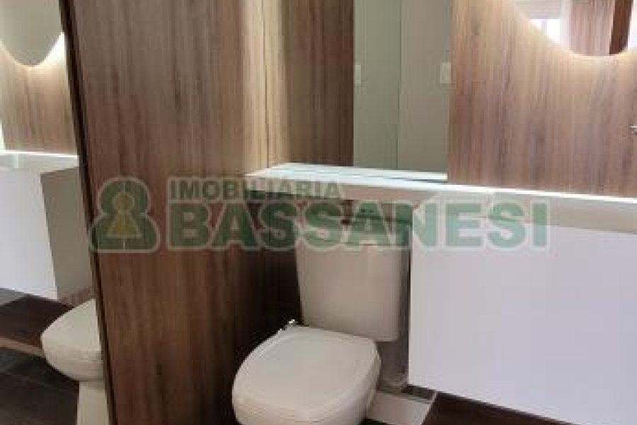 Apartamento com 178m², 2 dormitórios, 3 vagas, no bairro Centro em Caxias do Sul para Comprar