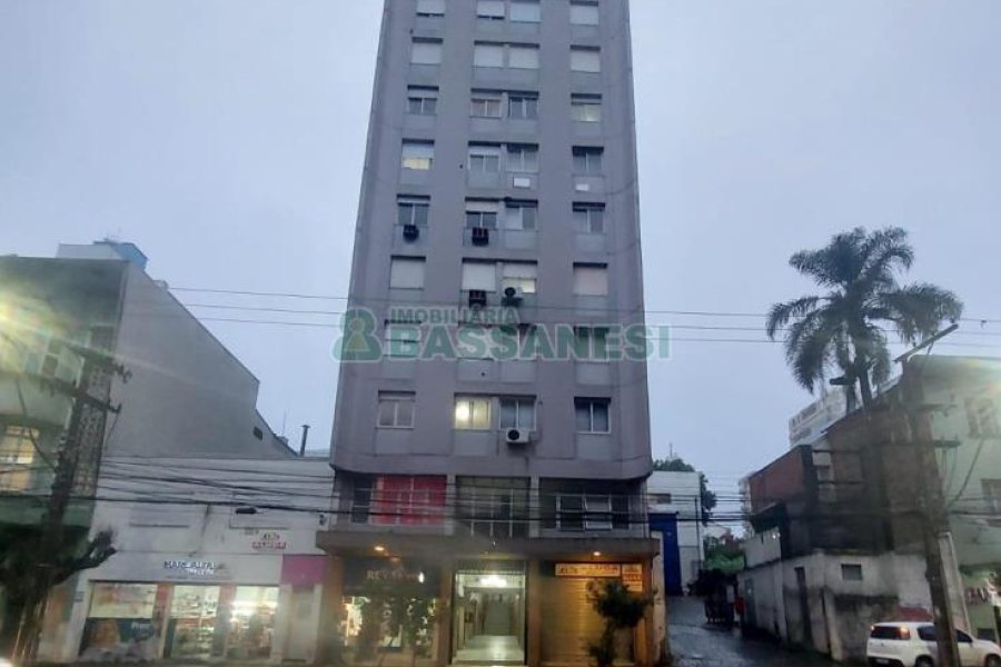 Apartamento com 42m², 1 dormitório, no bairro Centro em Caxias do Sul para Comprar