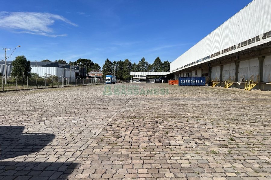 Pavilhão com 6000m², no bairro Cidade Nova em Caxias do Sul para Alugar