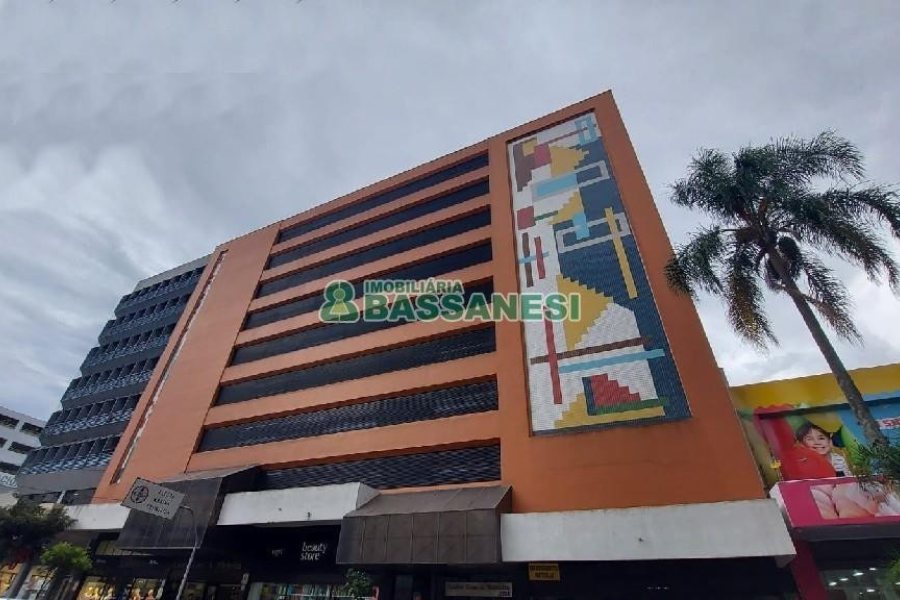 Box com 12m², no bairro Centro em Caxias do Sul para Comprar